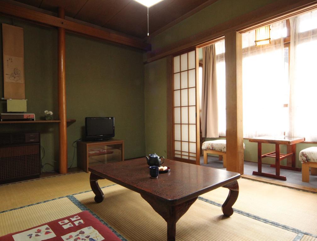 Yokokura 傳統日式旅館 3*